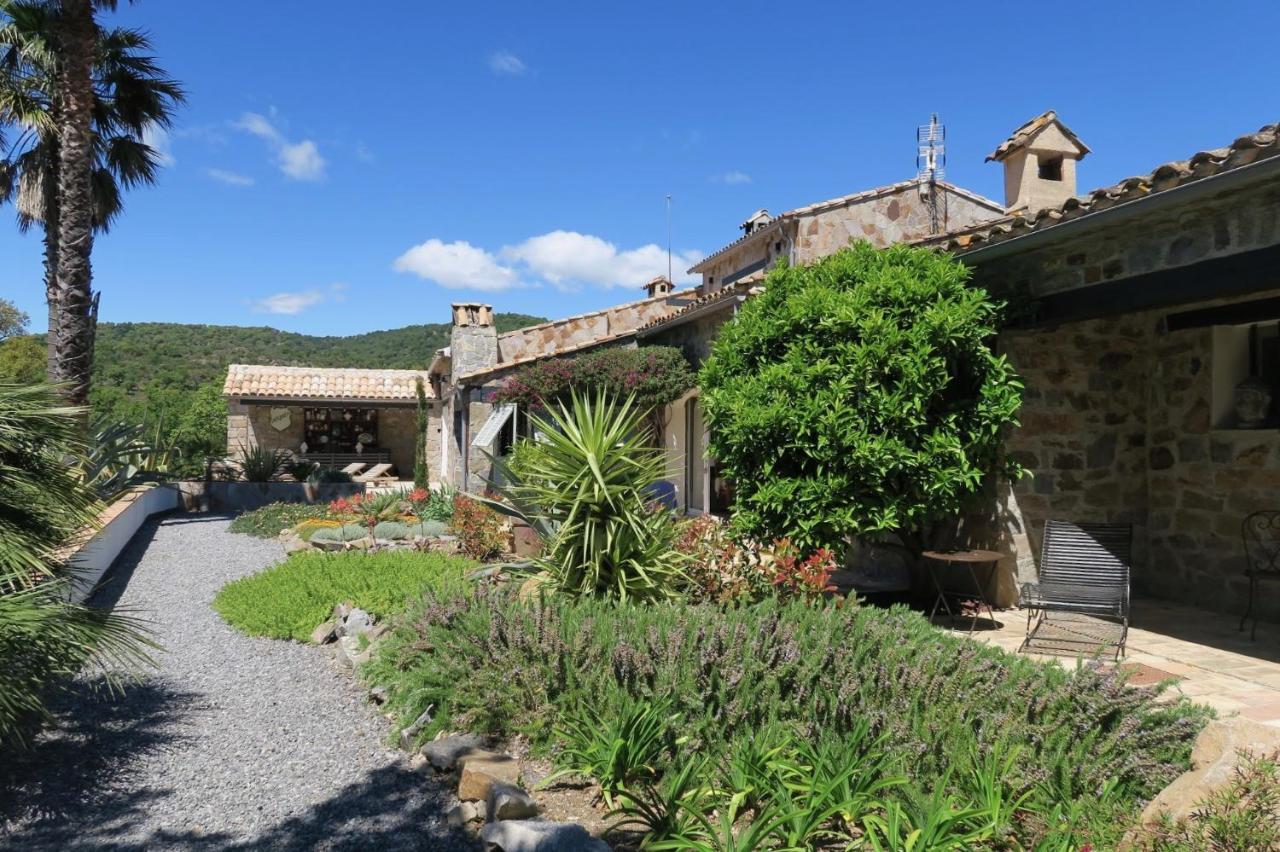 Les Aurochs Panzió Grimaud Kültér fotó